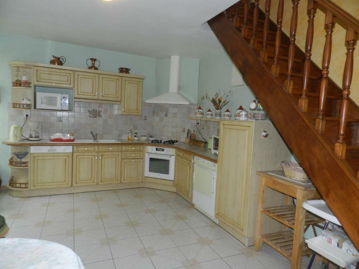 Les Quatre Saisons Villa Saint-Angeau Exteriör bild